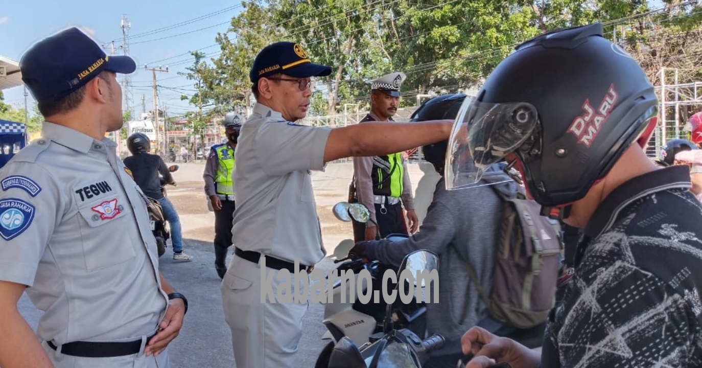 Picsart_23-07-20_14-22-19-081