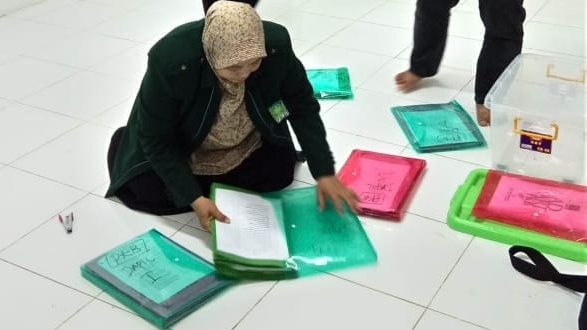 Malem Ini, Siti Maryam Mendaftarkan diri di KPU Kota Bekasi – Kabarno