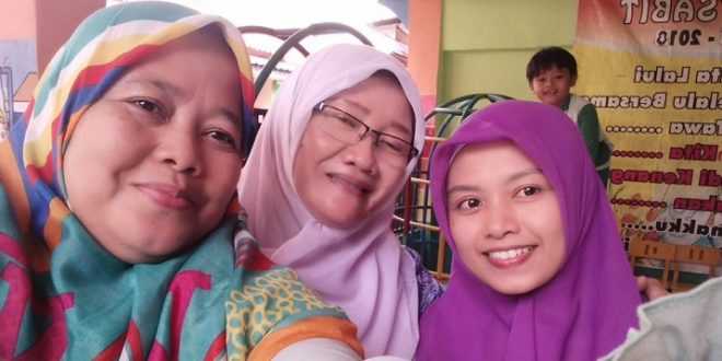 Siti Maryam Masih Mengajar Meski Kegiatannya makin Padat – Kabarno